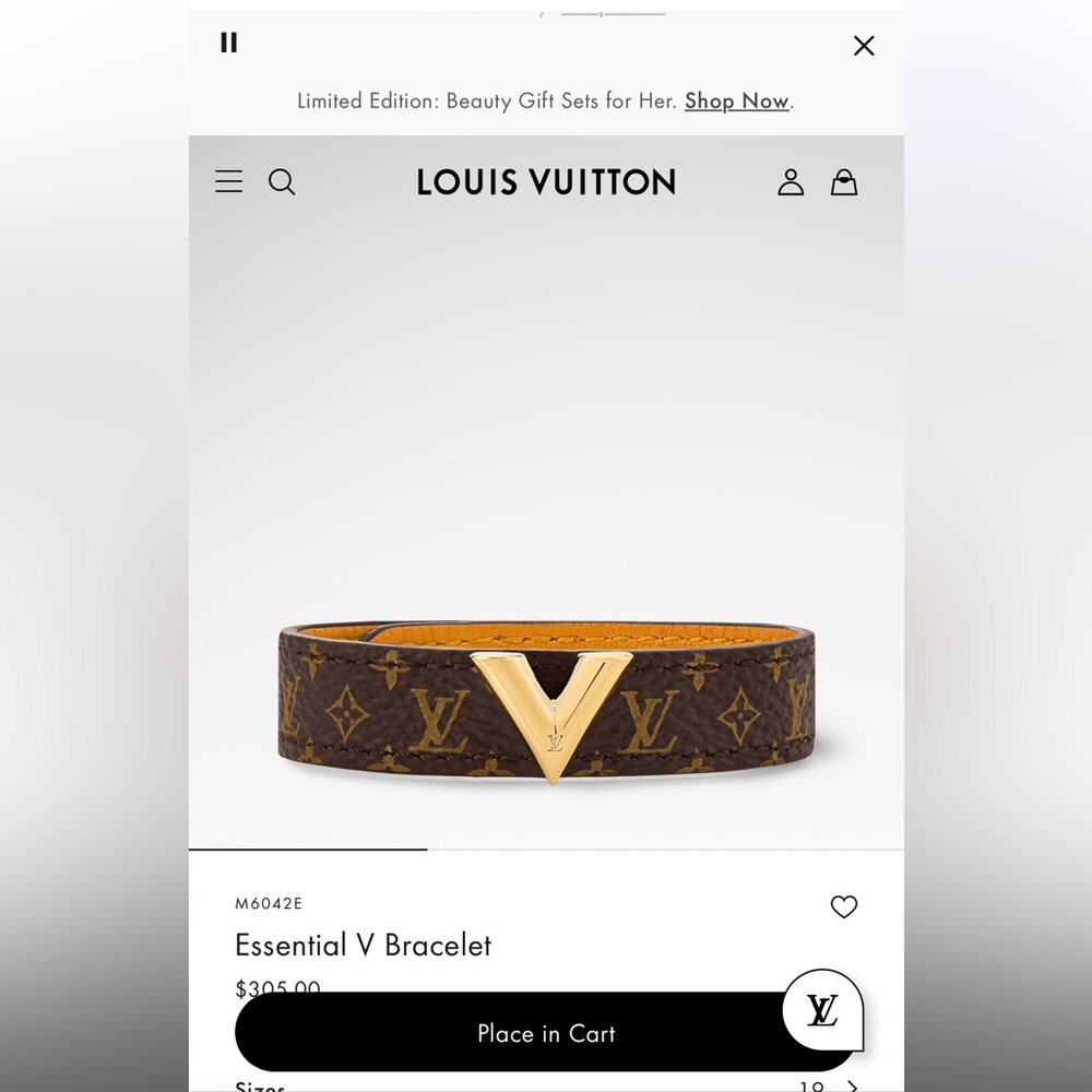 Louis Vuitton essential v bracelet